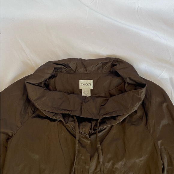 Chico’s Black Walnut/Brown Texture Shine Erika 3/4 Sleeve Snap Closure Jacket - Picture 10 of 15